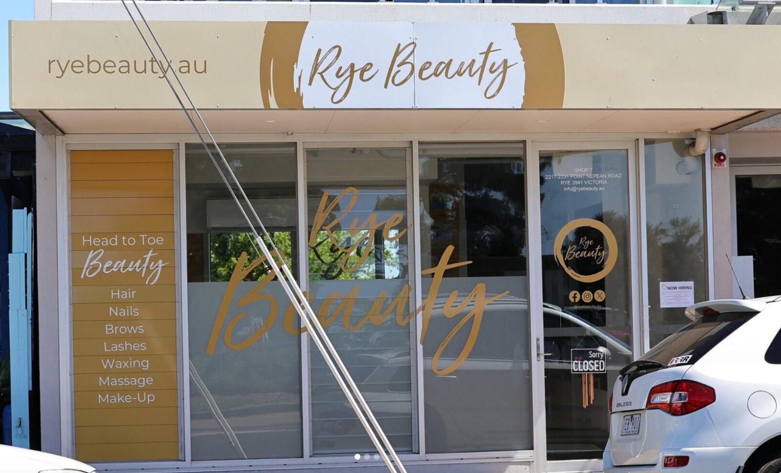 Front-of-salon Front-of-salon